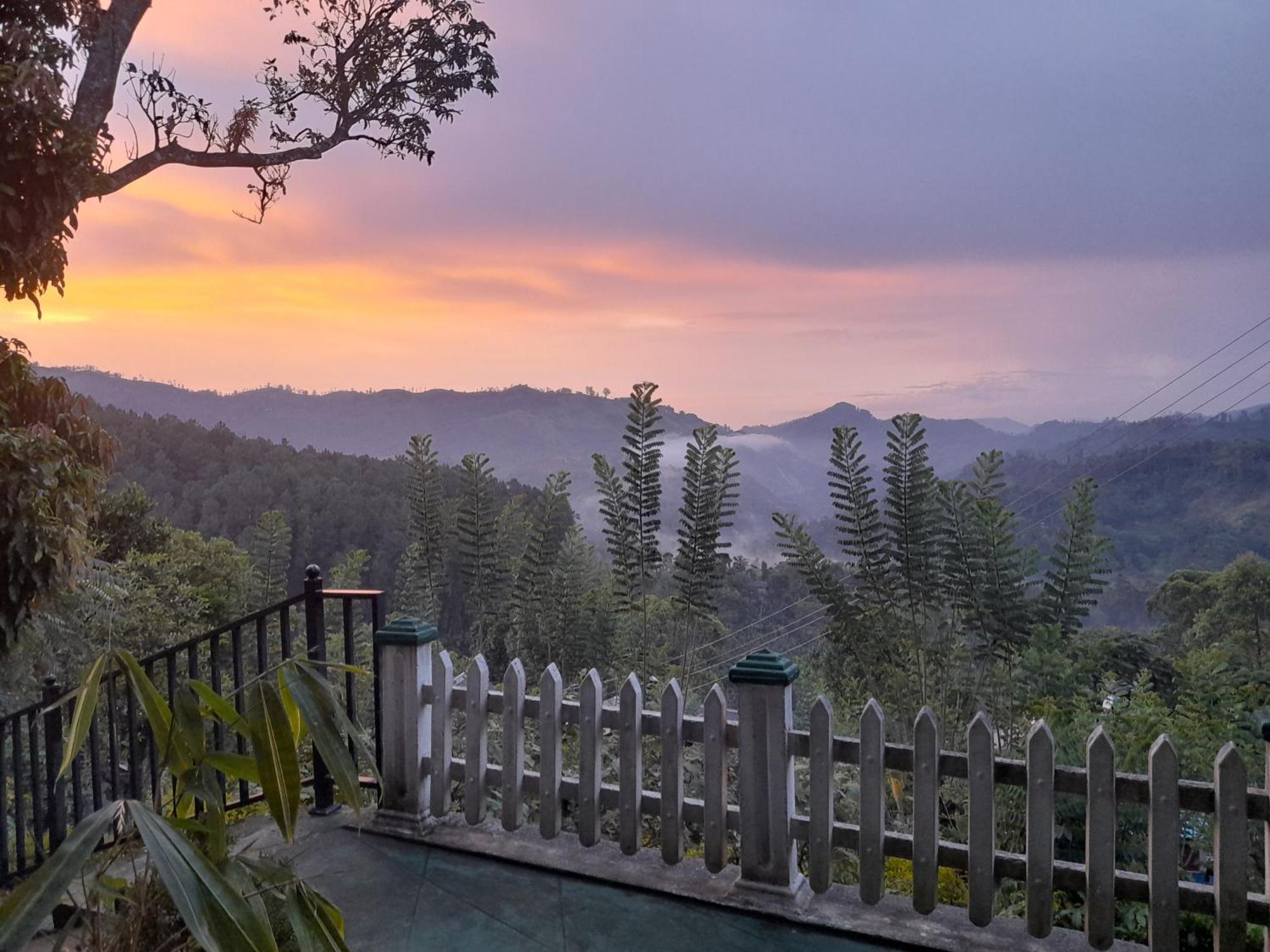 Himansa Homestay เอลลา ภายนอก รูปภาพ